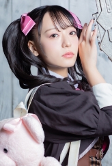鳴海・クララ・優子